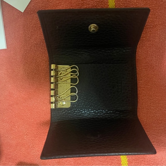 Gucci Marmont Leather Key Case Black - Picture 3 of 6
